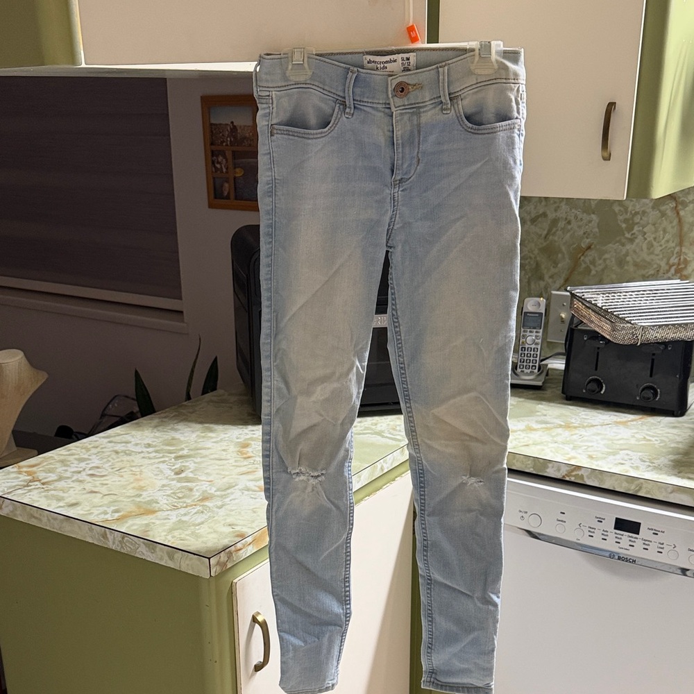 Abercrombie Kids Light Wash Skinny Jeans